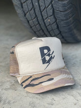 Load image into Gallery viewer, &quot;BoldX&quot; Trucker Hat (camo)
